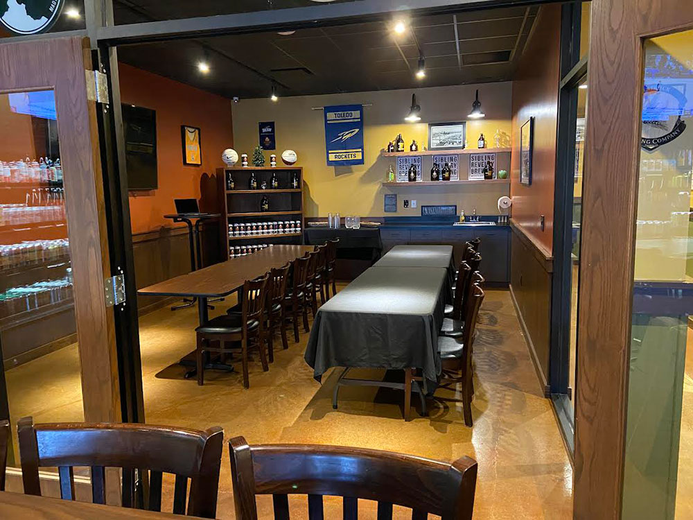 TheCasualPintofToledo_BrewMastersRoom_A